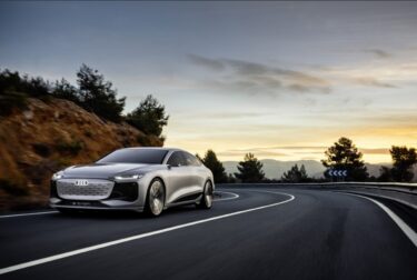 Audi e-tronは、EVに完全シフトする
